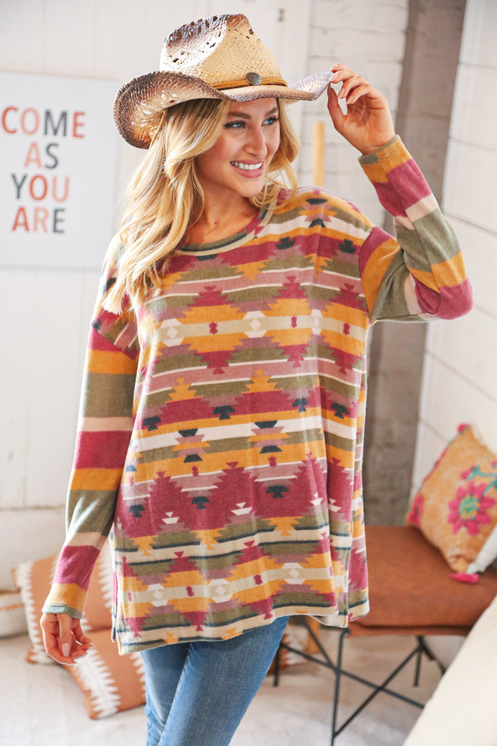 Multicolor Hacci Aztec Print Side Slit Pullover