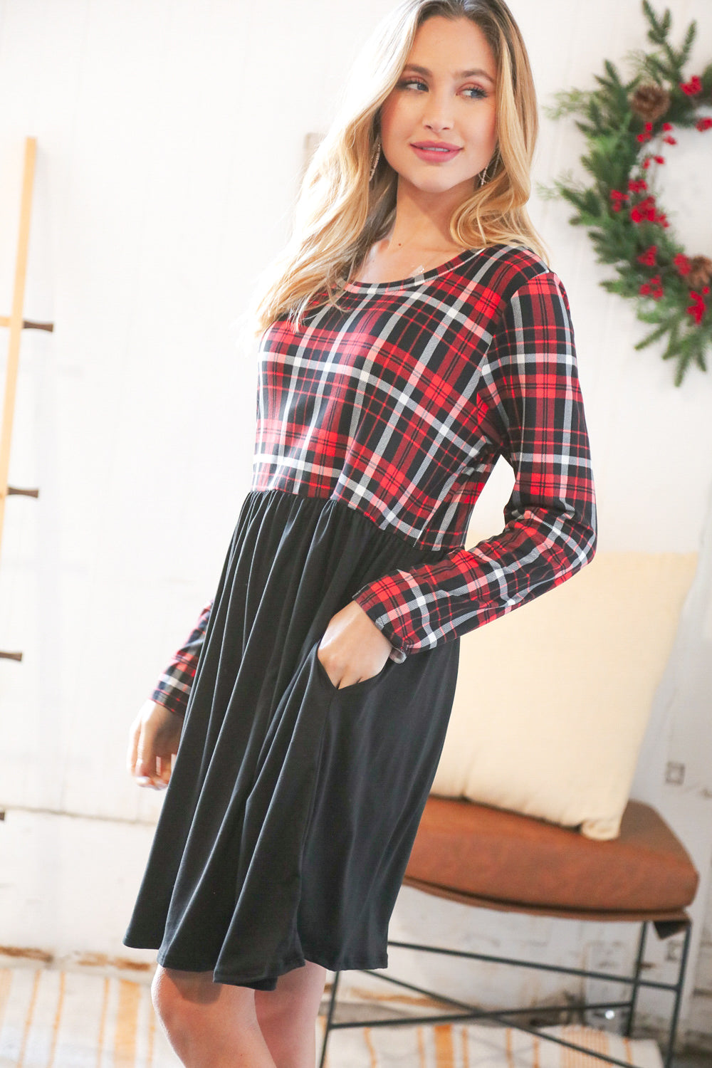 Christmas Plaid Hacci Babydoll Pocketed Swing Dress