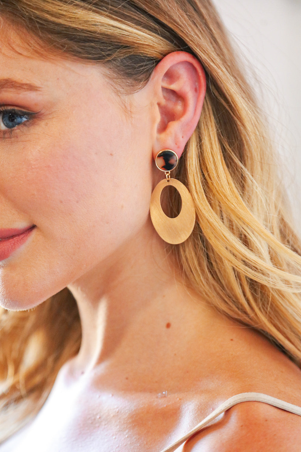 Gold Tortoise Oval Drop Earrings