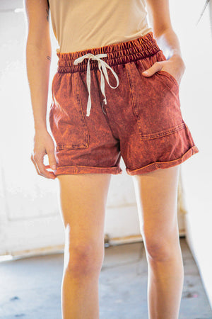 Rust Cotton Light-Wash Drawstring Cuffed Shorts