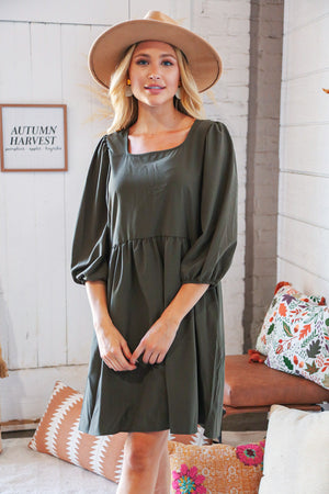 Moss Square Neck Three-Quarter Sleeve Woven Dress