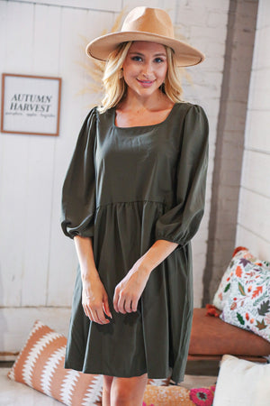 Moss Square Neck Three-Quarter Sleeve Woven Dress