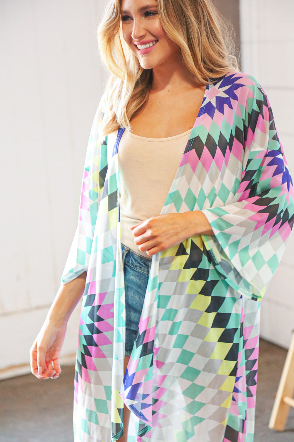 Multicolor Diamond Print Hi-Lo Mesh Kimono