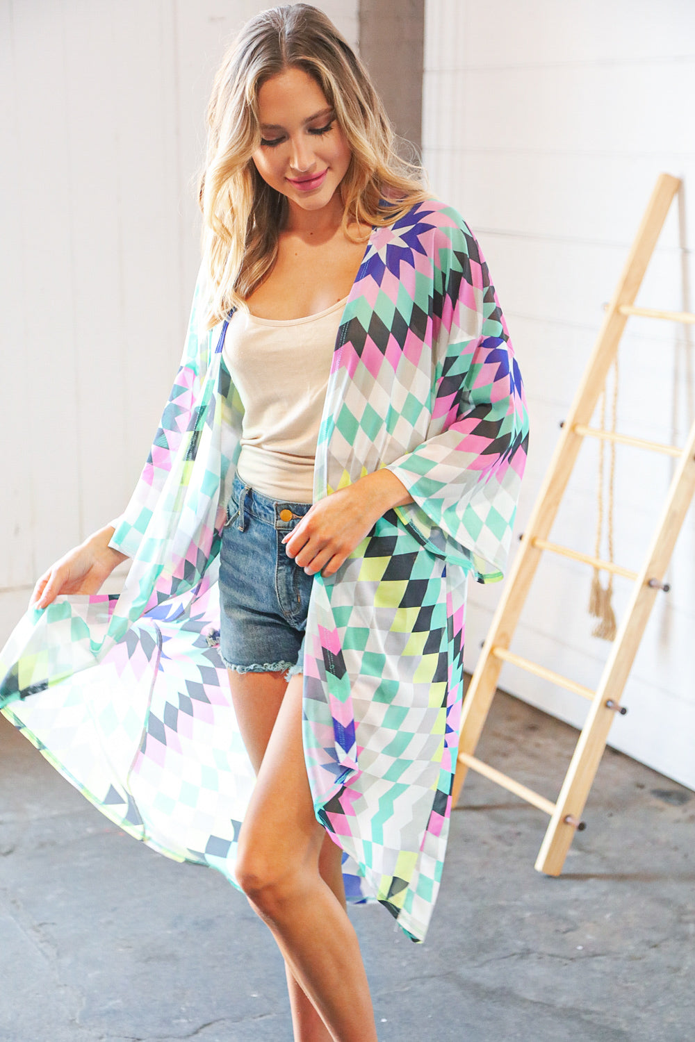 Multicolor Diamond Print Hi-Lo Mesh Kimono