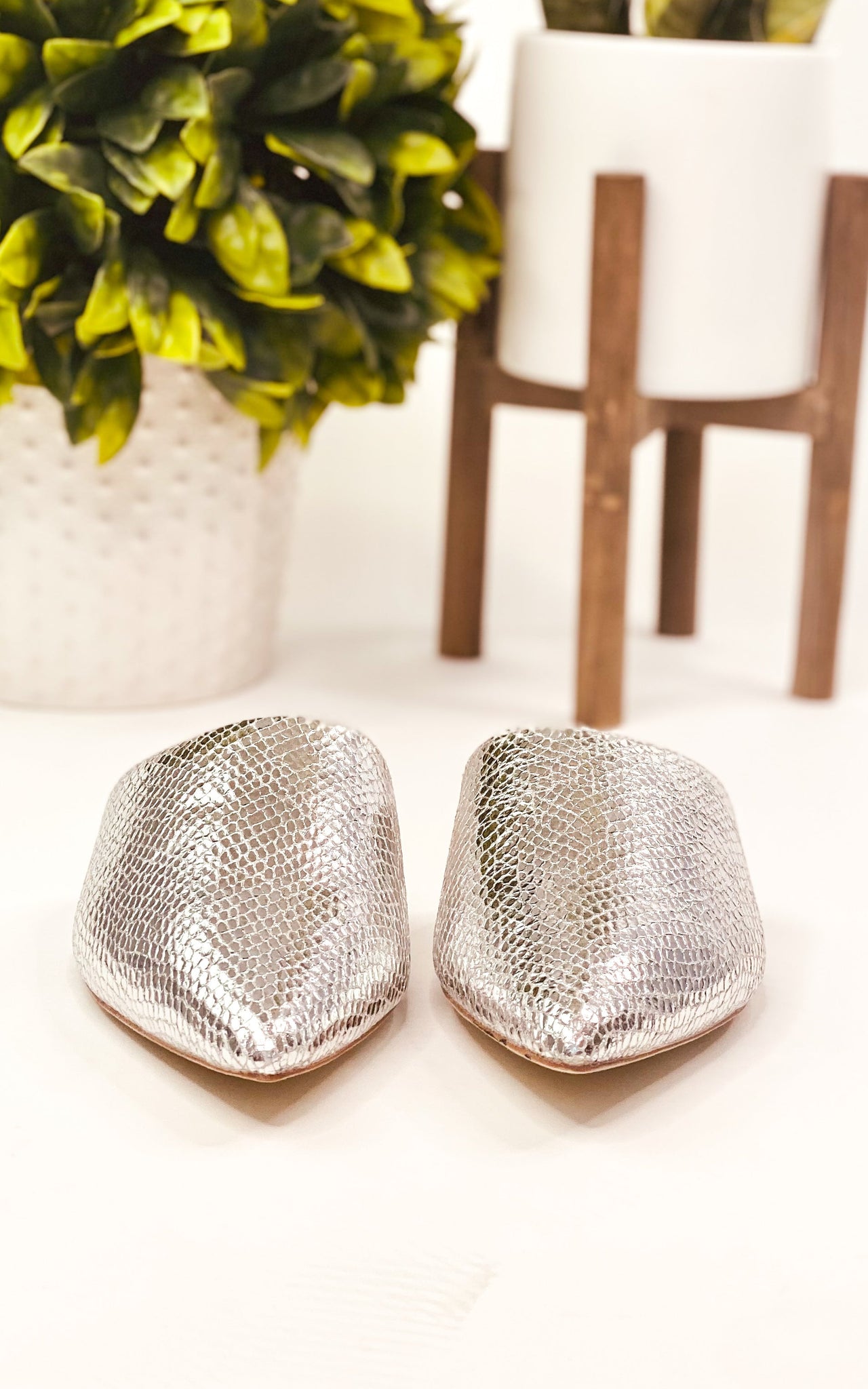 Shu Shop Agentta Mules in Silver