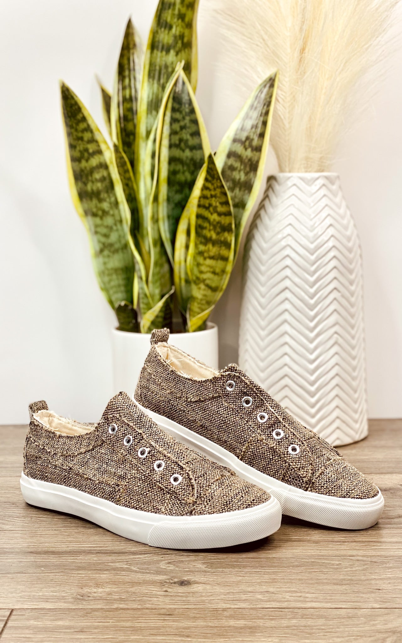 Corkys Babalu Sneaker in Brown Tweed