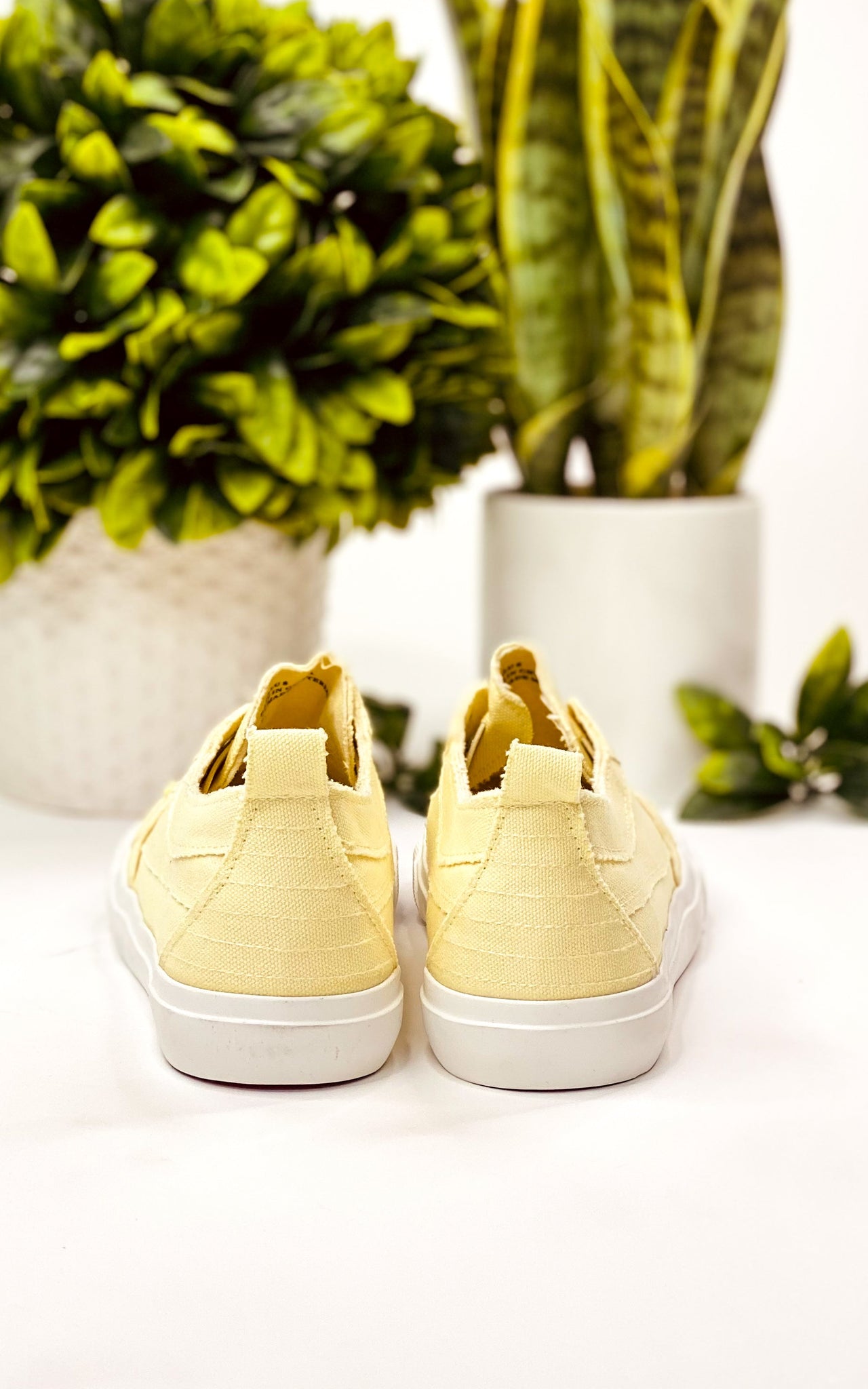 Corkys Babalu Sneaker in Butter