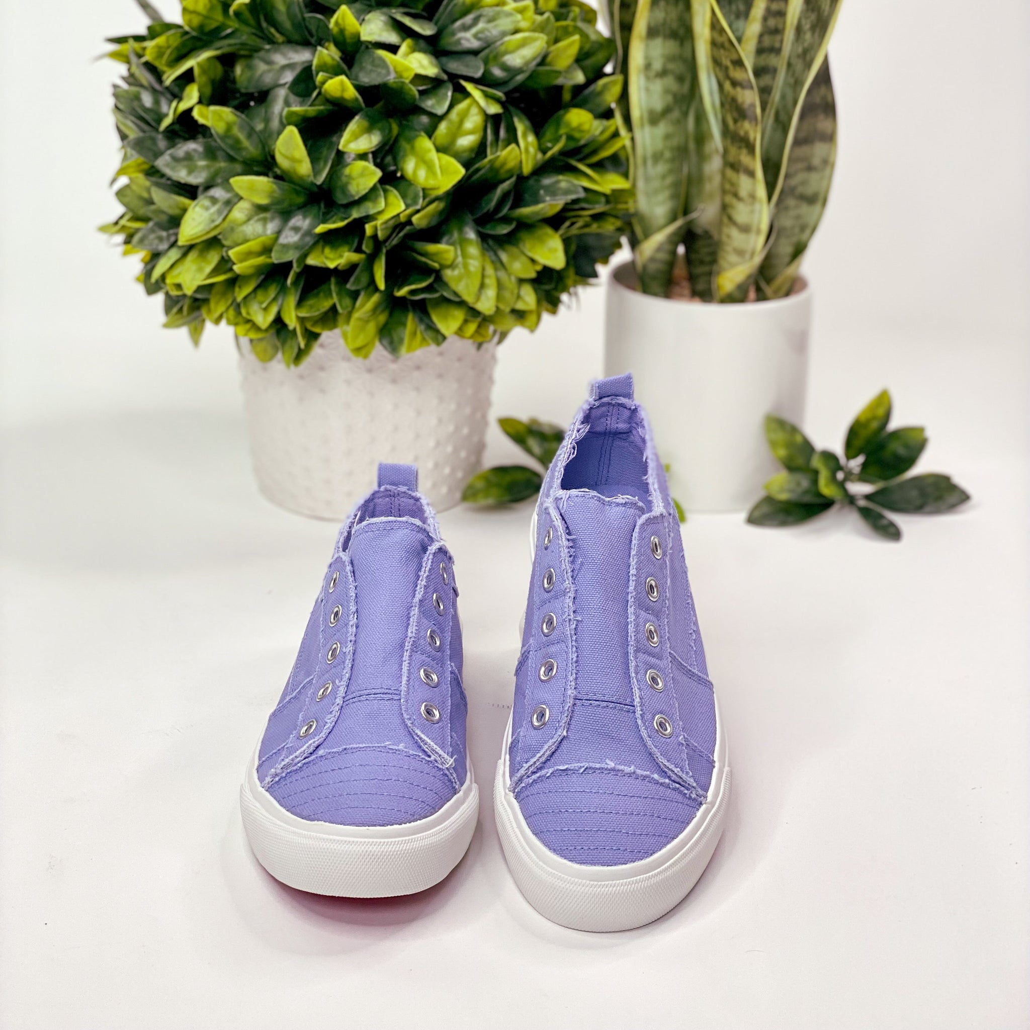 Corkys Babalu Sneaker in Lilac