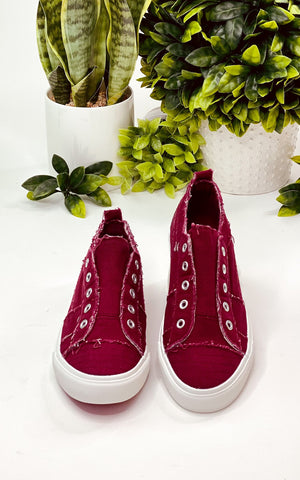 Corkys Babalu in Maroon