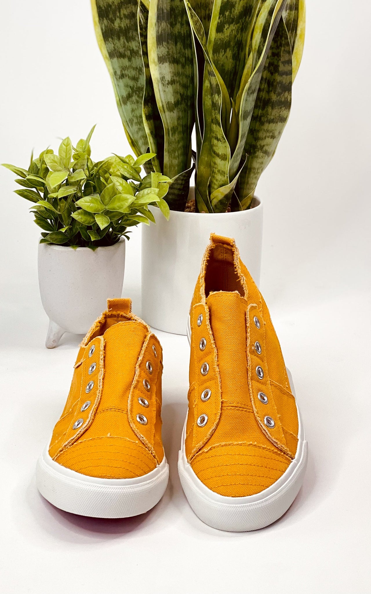 Corkys Babalu in Mustard