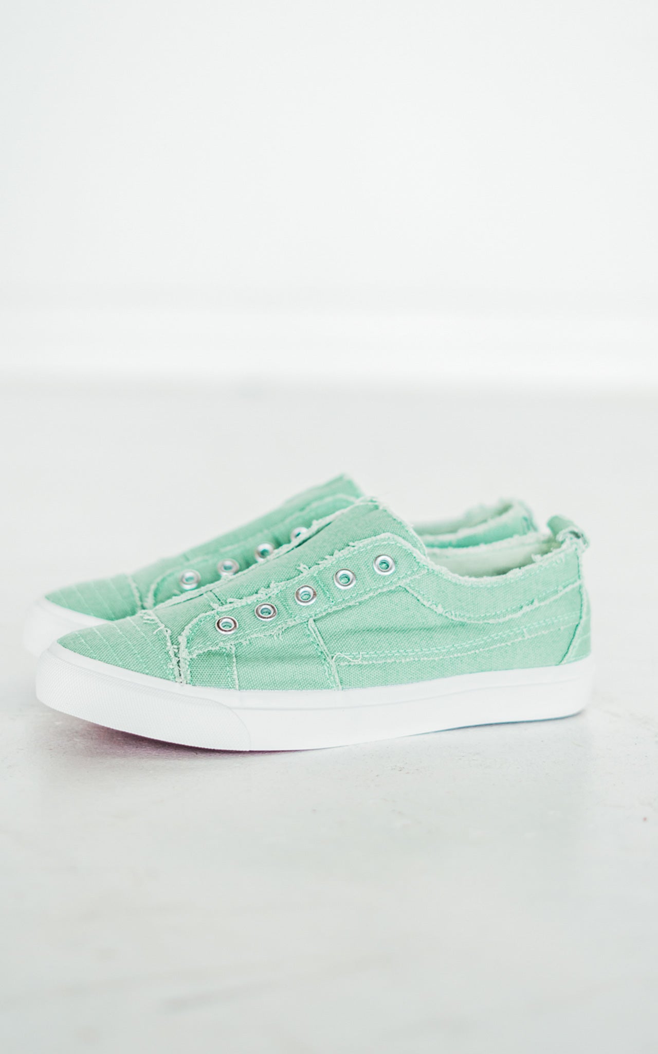 Corkys Babalu Sneaker in Sage