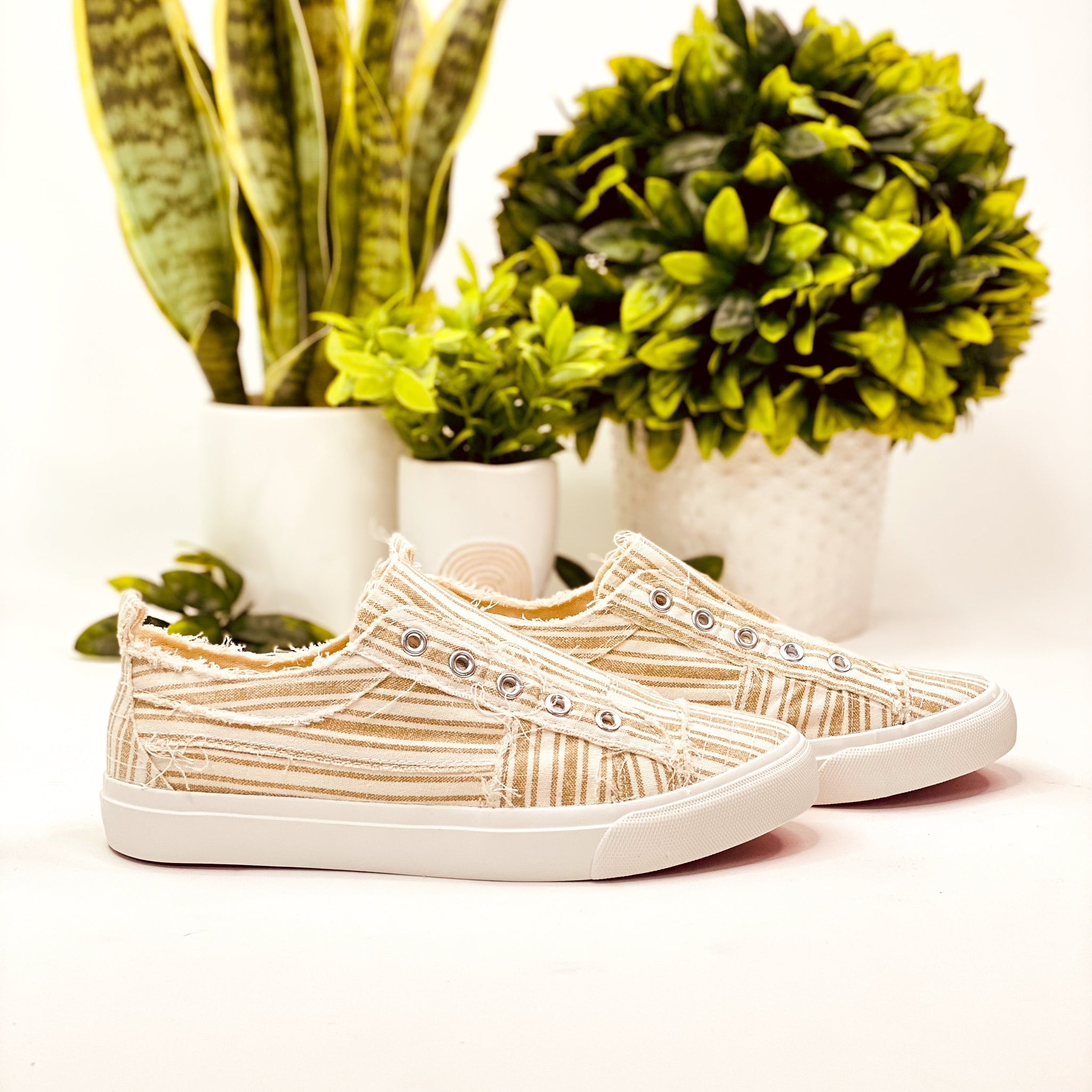 Corkys Babalu Sneaker in Tan Stripe