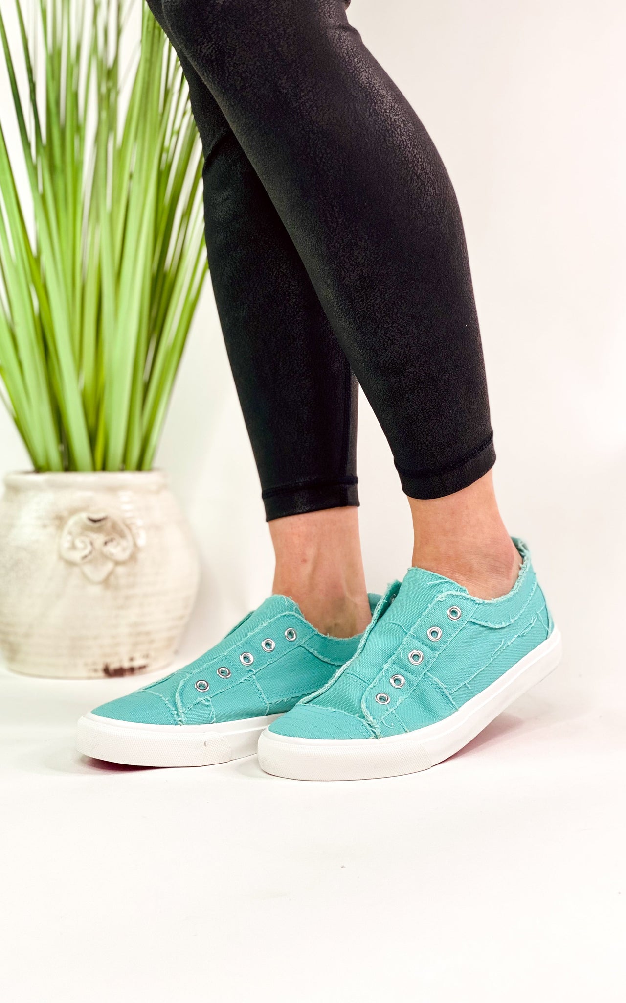 Corkys Babalu Sneaker in Aqua