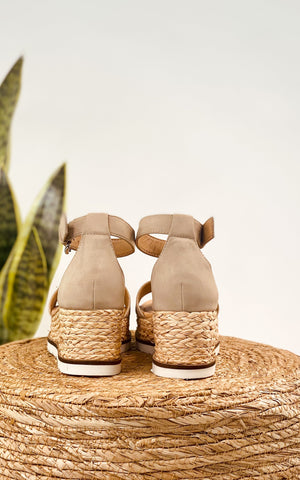 Dolce Vita Baker Wedge in Stone
