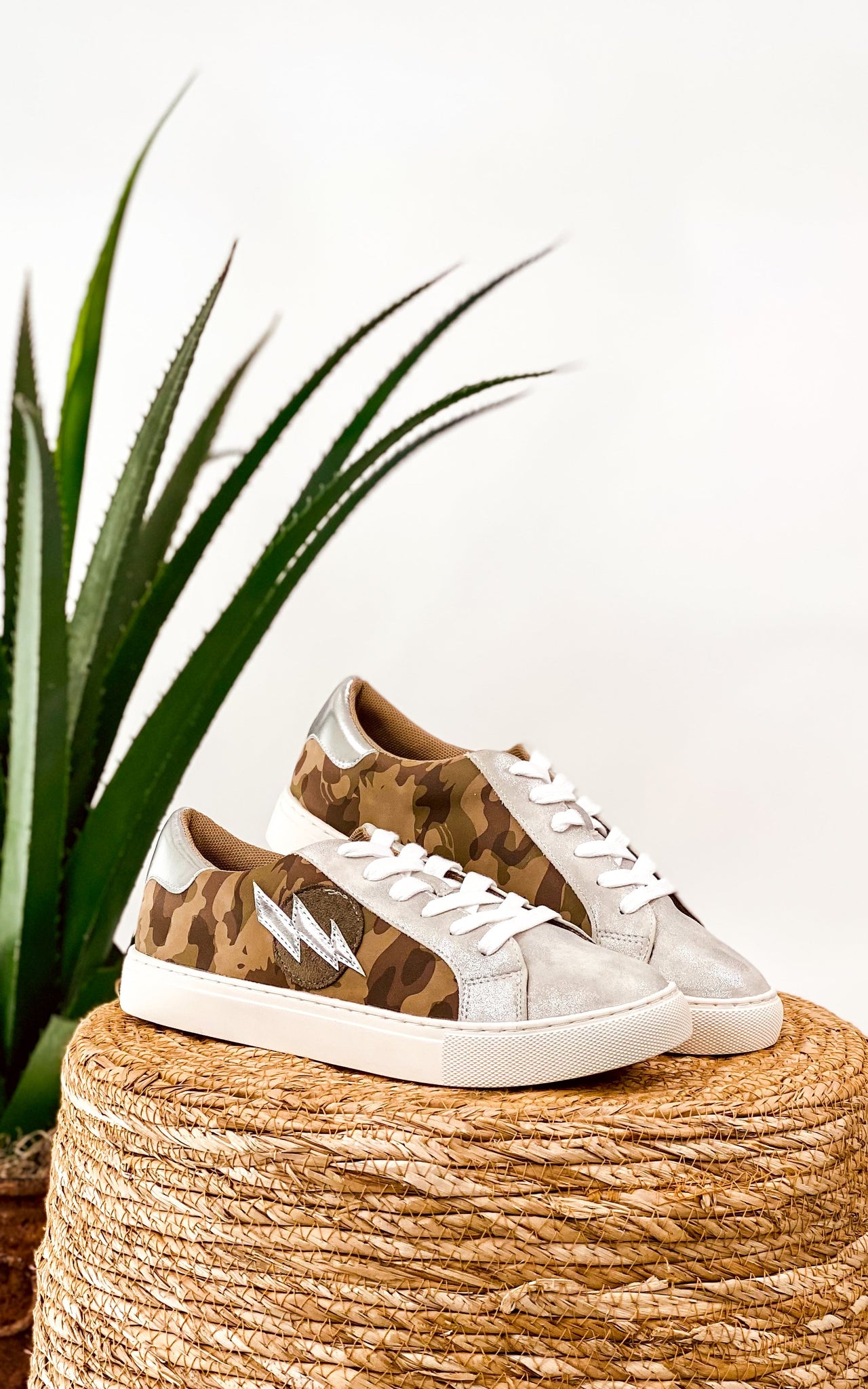 Corkys Bolt Sneaker in Camo