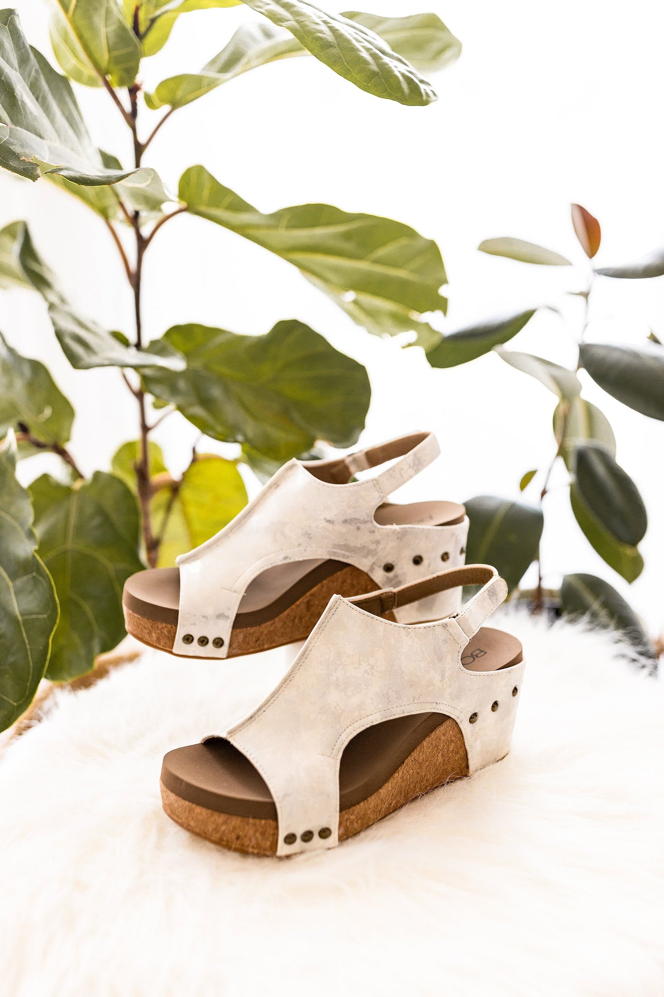 Corkys Carley Wedge in White Metallic