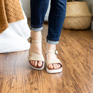 Not Rated Carmel Sandals in Blush