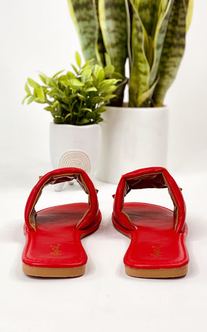 Qupid Castel Slide in Red