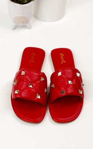 Qupid Castel Slide in Red