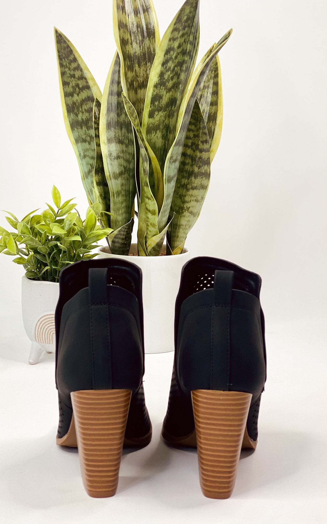 Qupid Georgia Booties in Black