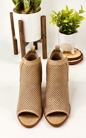 Qupid Georgia Booties in Taupe