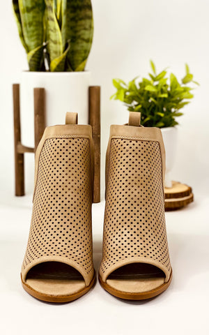 Qupid Georgia Booties in Taupe