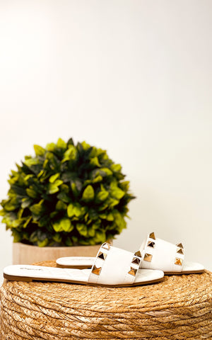 Qupid Hazy Spike Sandal in White