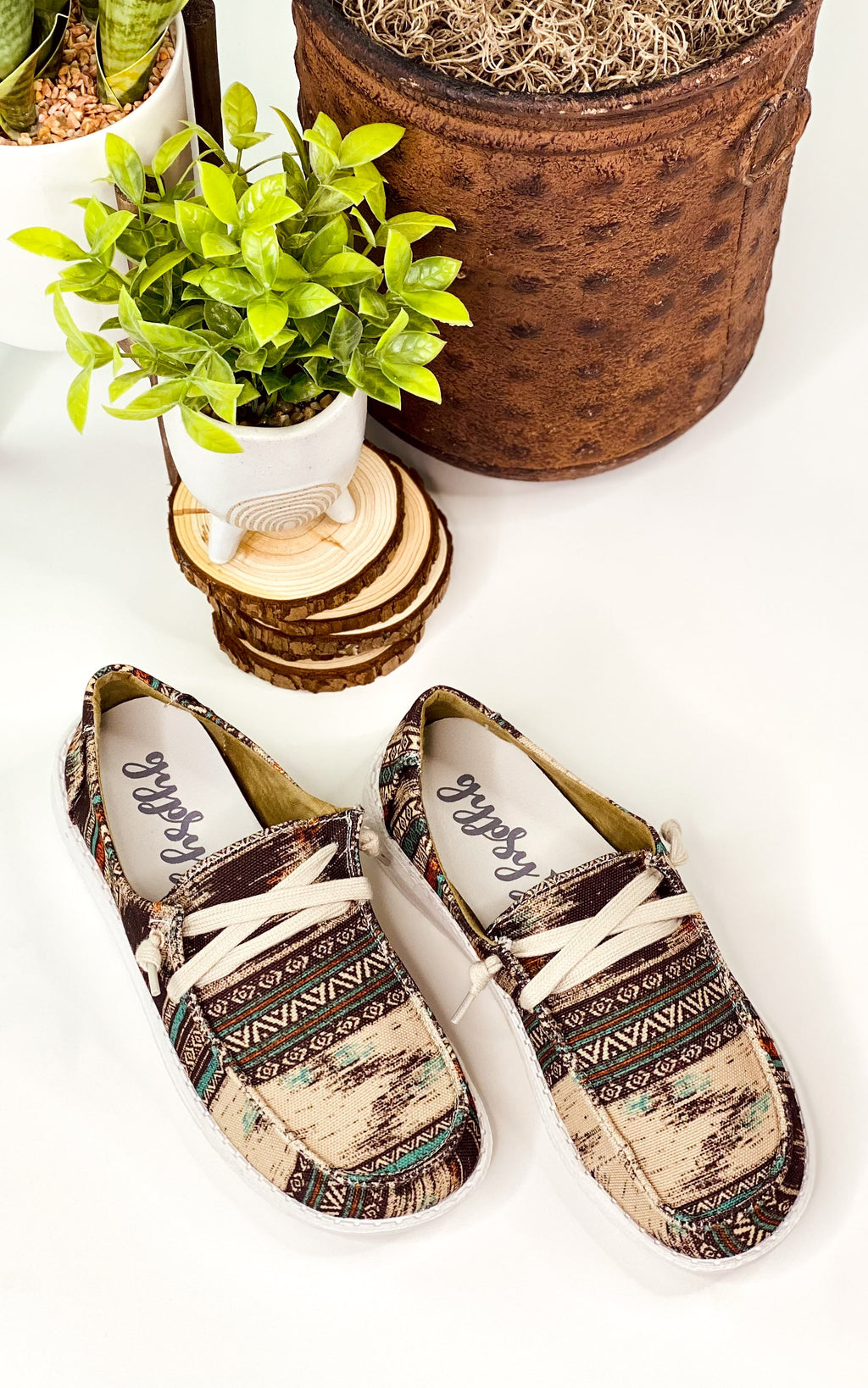 Gypsy Jazz Hip Sneaker in Tan