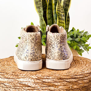 Corkys Imagine Sneaker in Beige Metallic Leopard