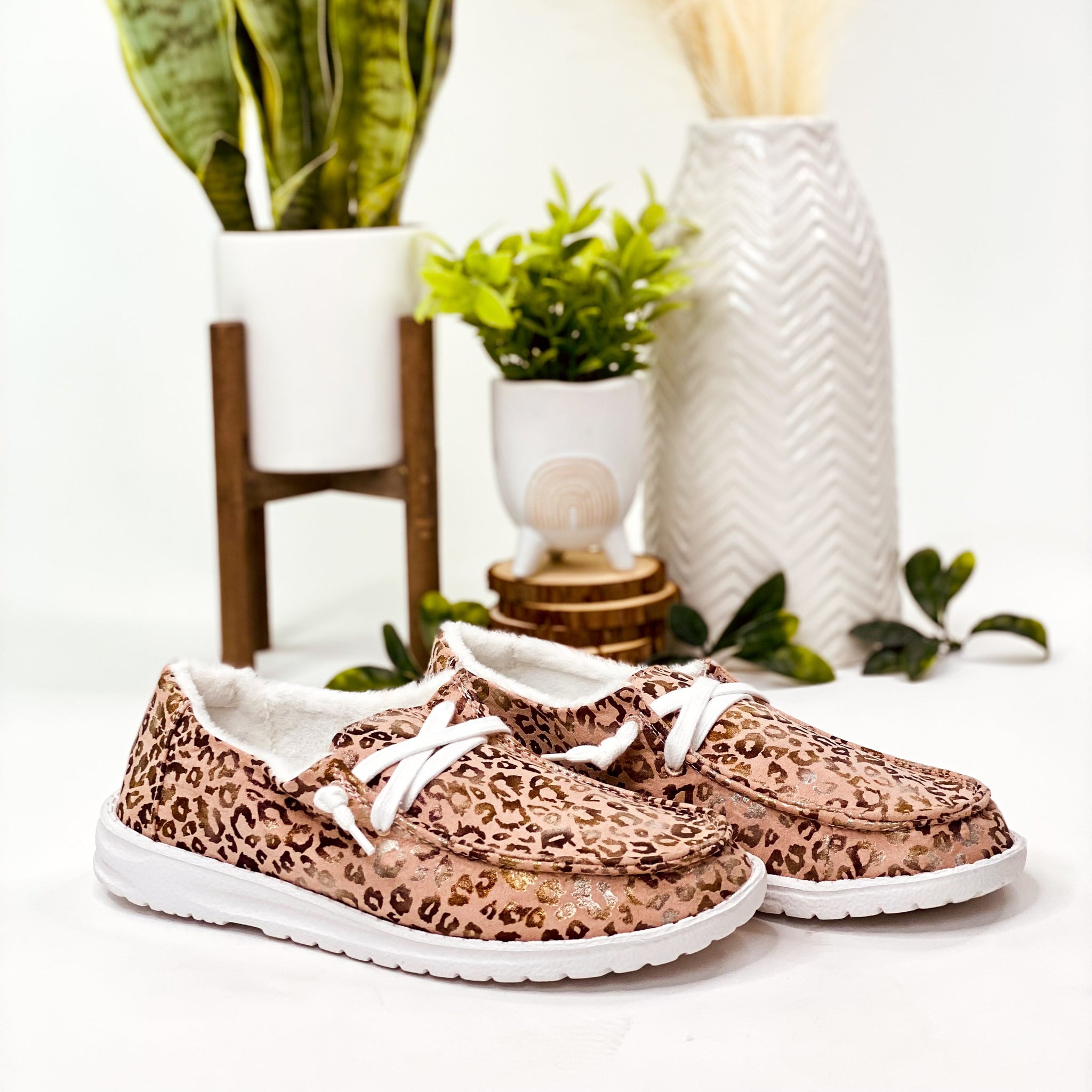 Gypsy Jazz Safari Sneaker in Blush