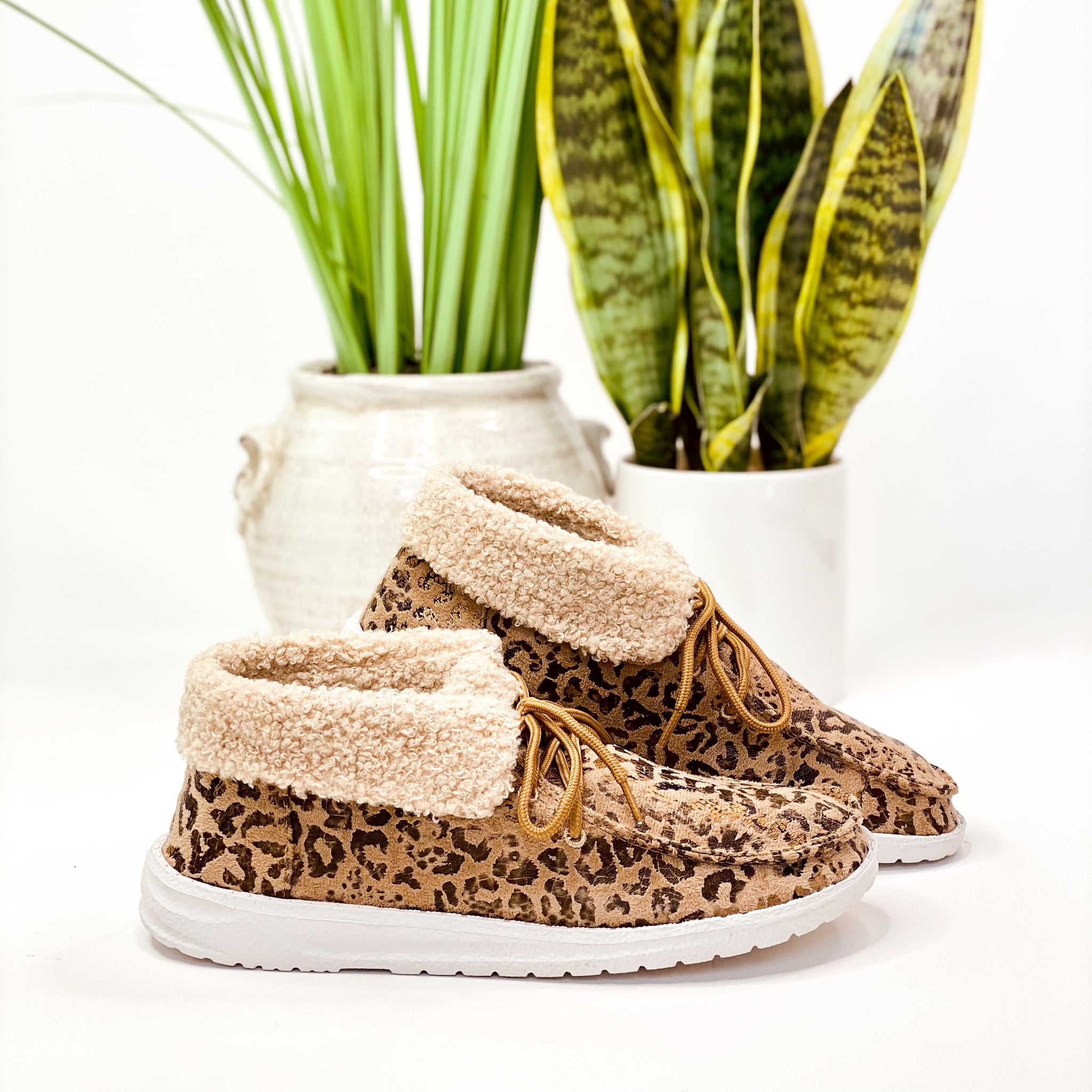 Gypsy Jazz Jazlyn Sneakers in Taupe Leopard