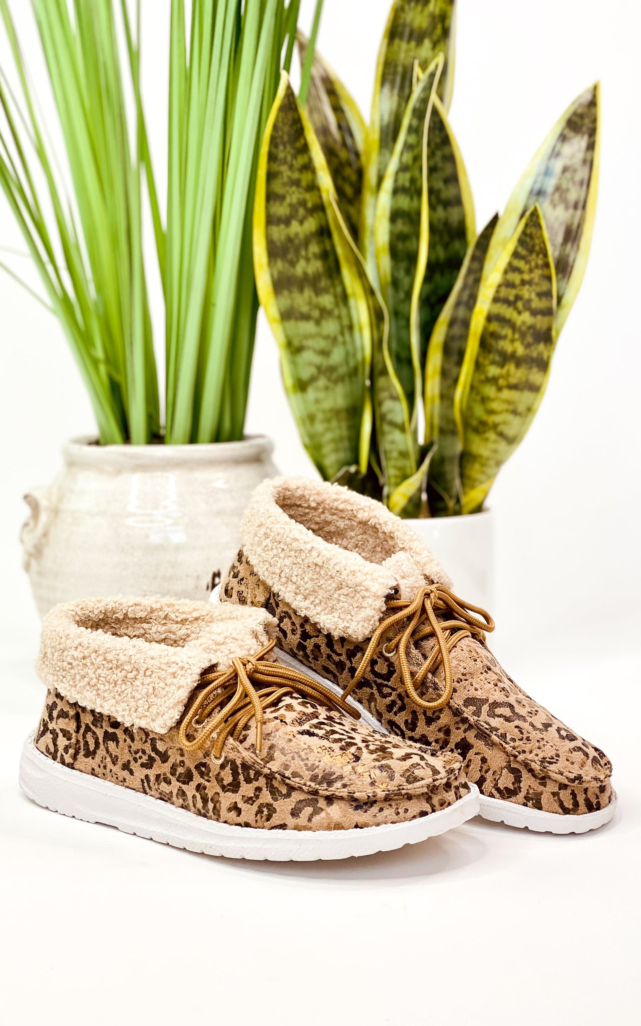 Gypsy Jazz Jazlyn Sneakers in Taupe Leopard