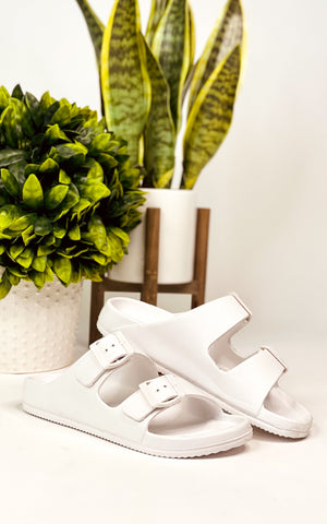 Qupid Lennie Slides in White