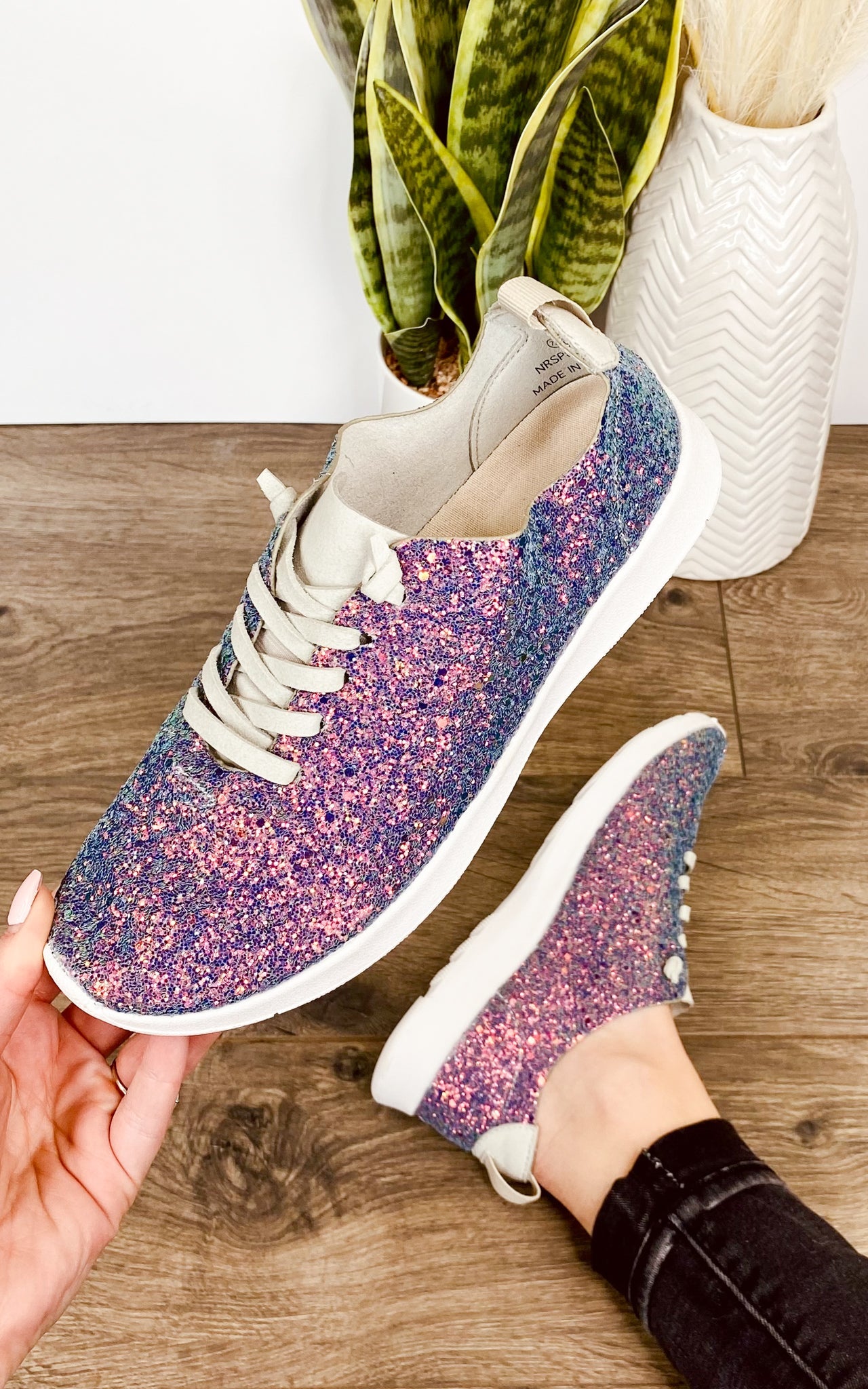 Not Rated Glitter Mayo Sneakers in Multi