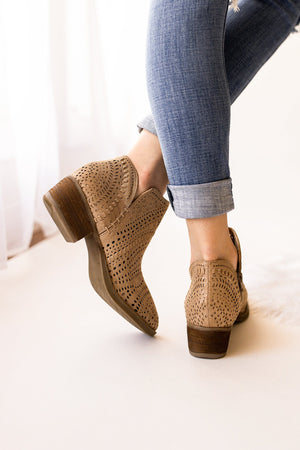 Not Rated Noka Bootie in Gold