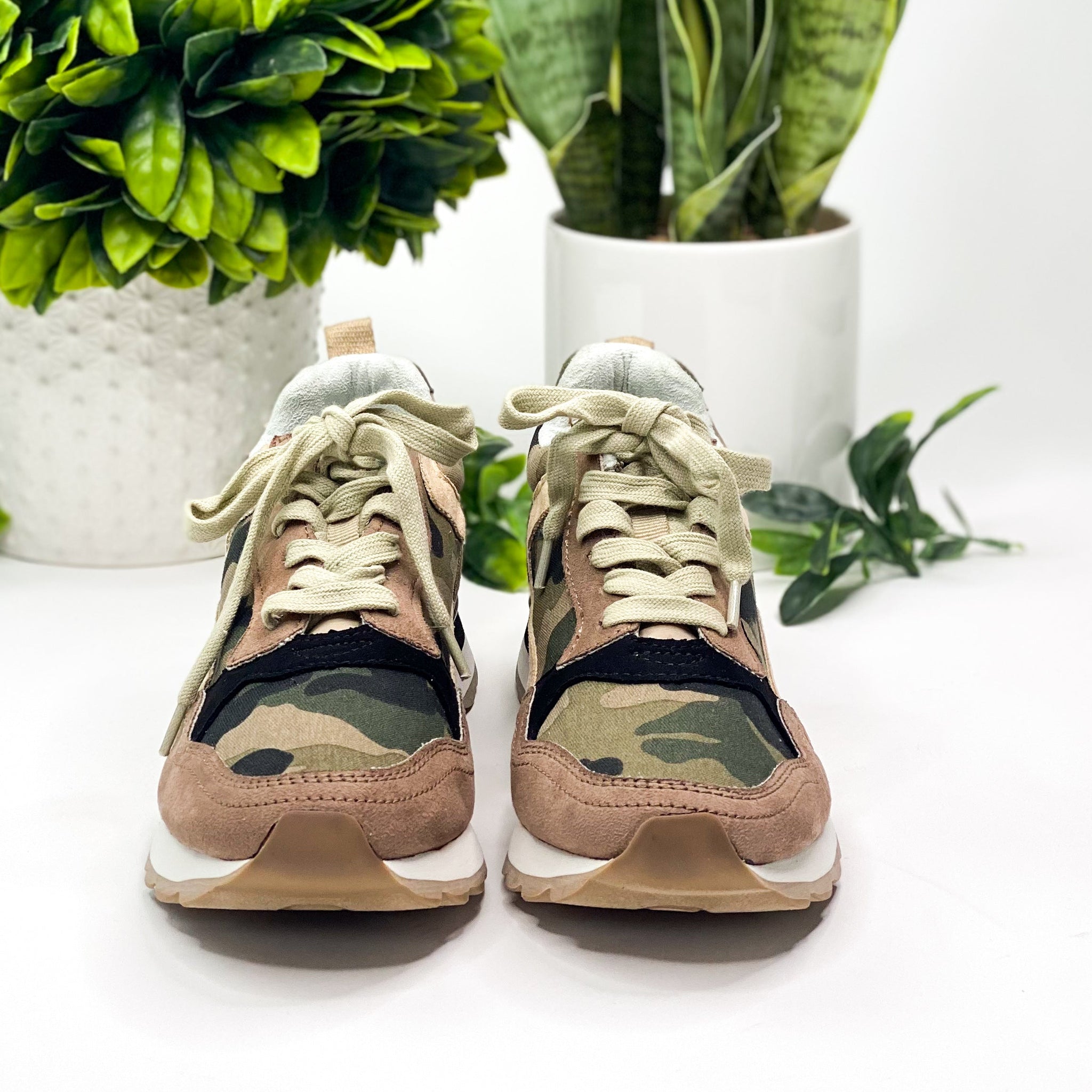 Shu Shop Pessy Sneaker in Camo