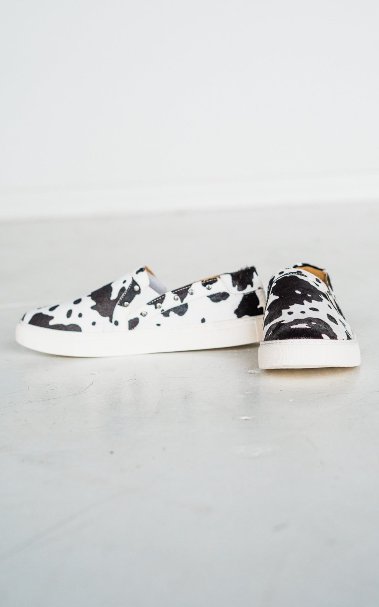 Corkys Pine Top Sneaker in Black and White