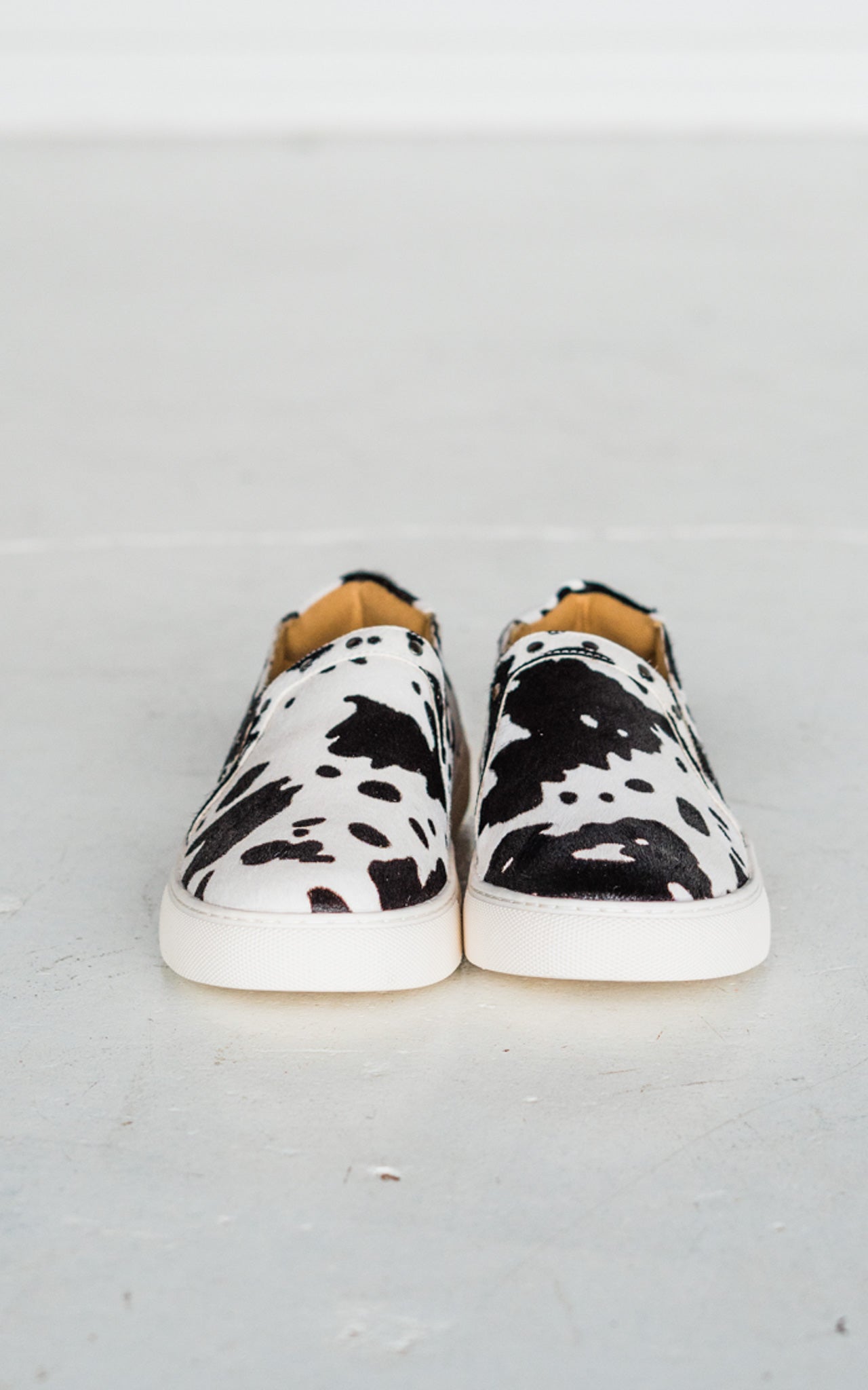 Corkys Pine Top Sneaker in Black and White