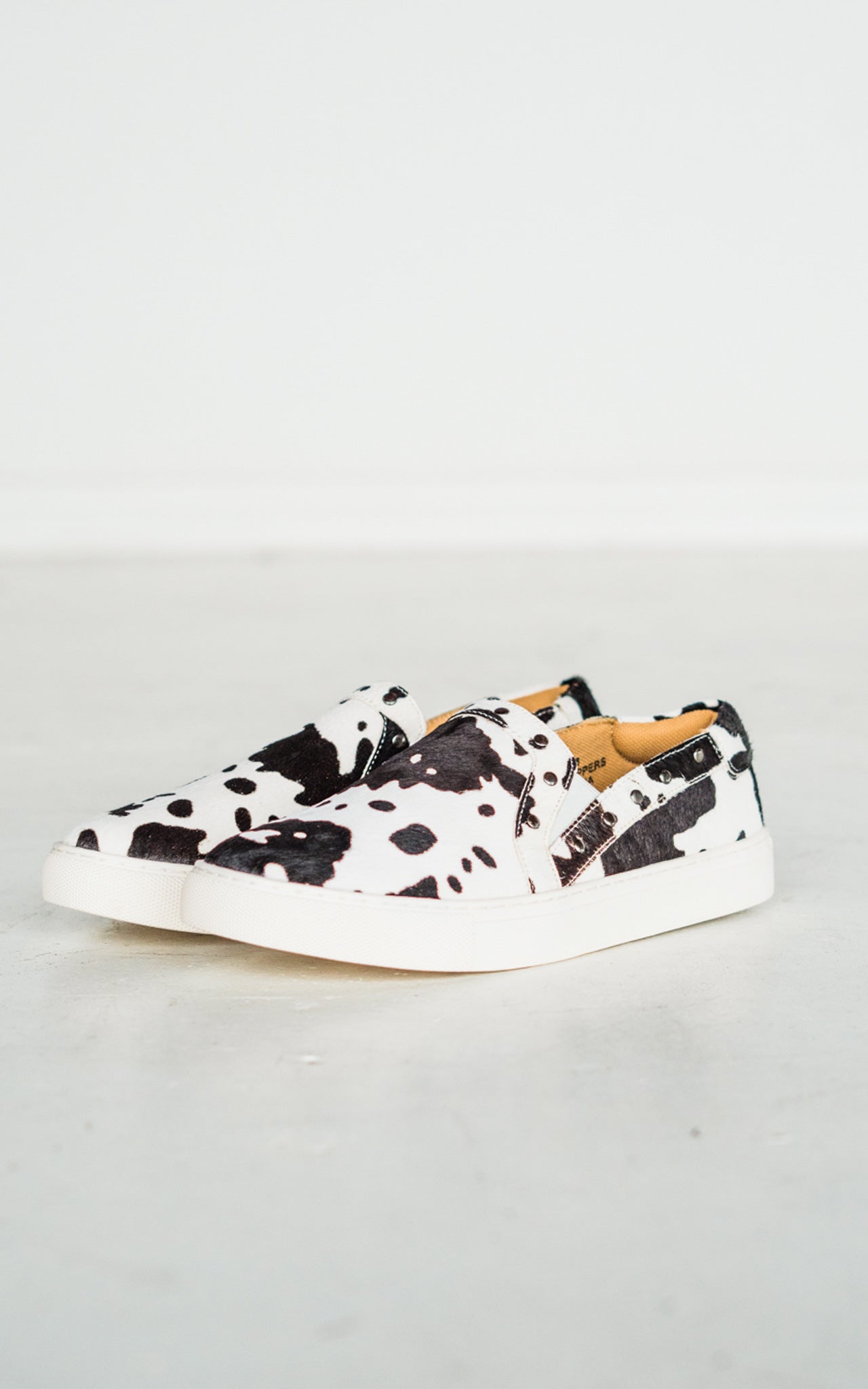 Corkys Pine Top Sneaker in Black and White