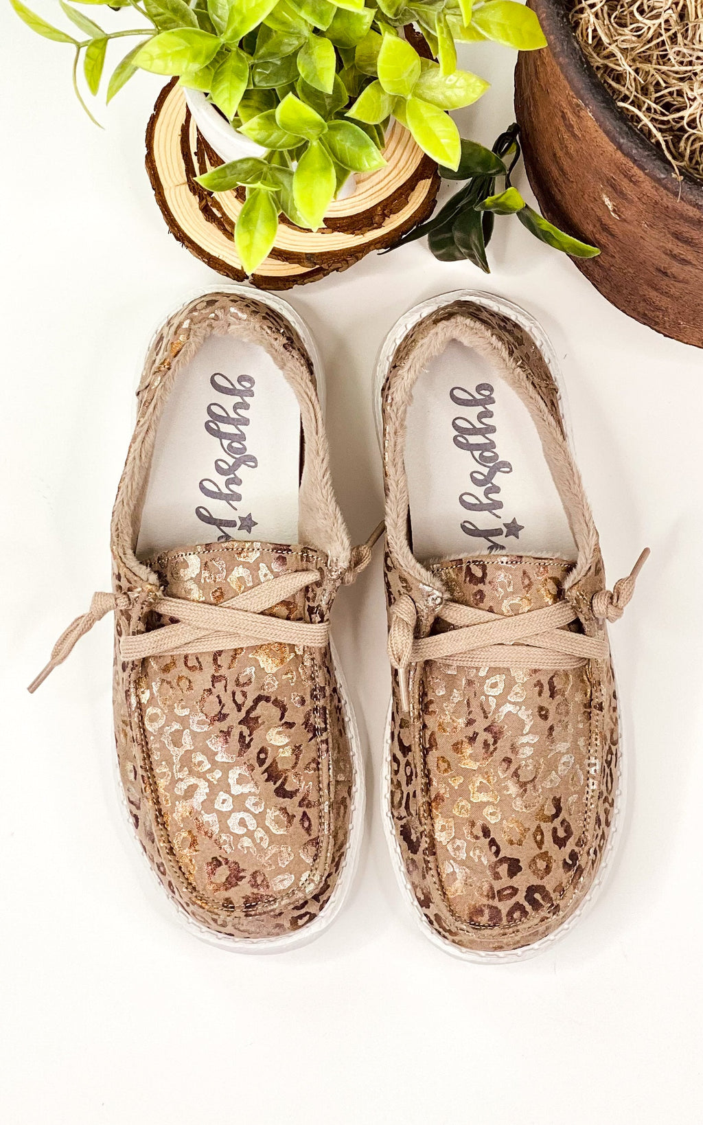 Gypsy Jazz Safari Sneaker in Taupe