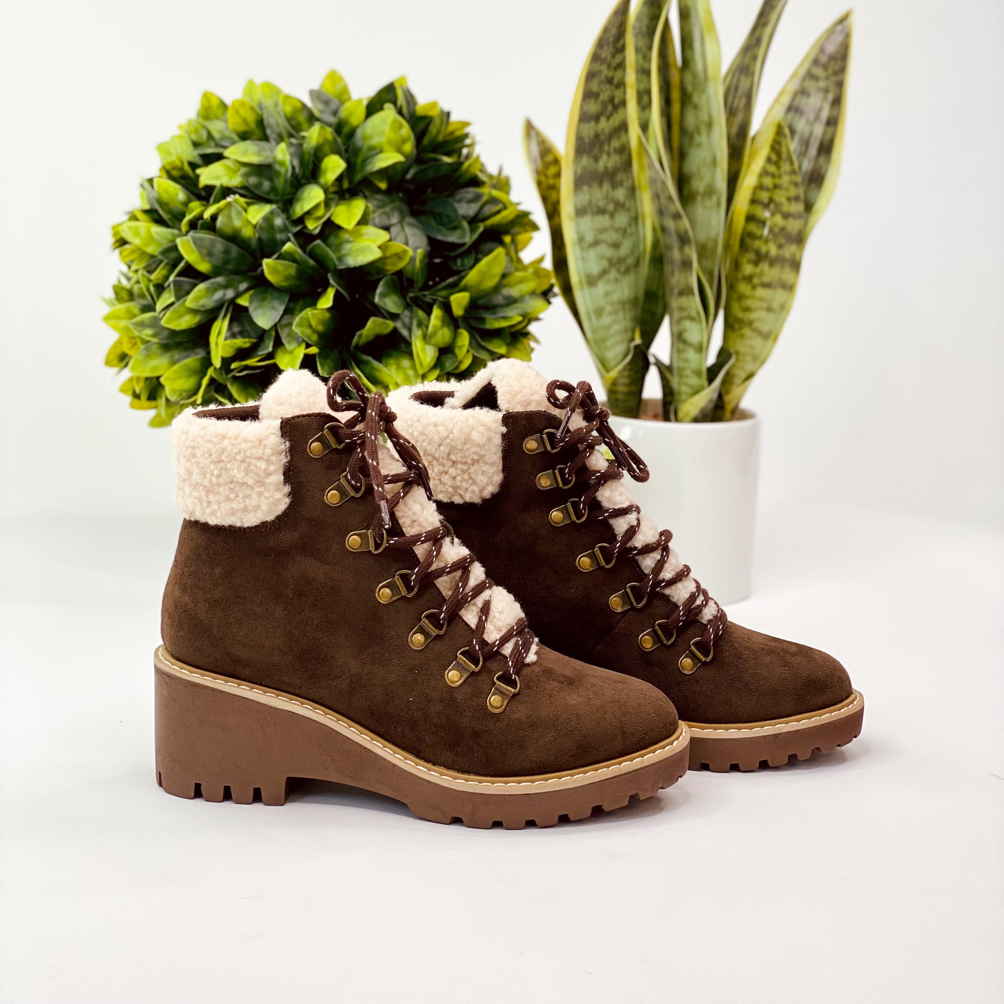 Corkys Squad Boot in Chocolate