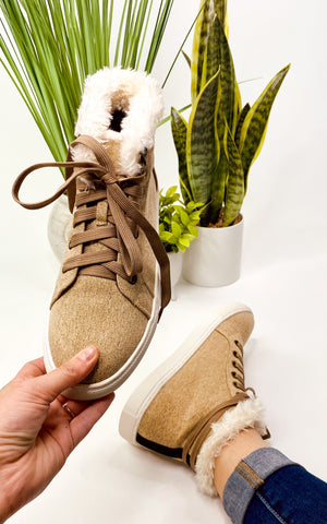 Corkys Templin Sneaker in Tan